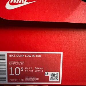 Nike Dunk Low Retro Sneakers